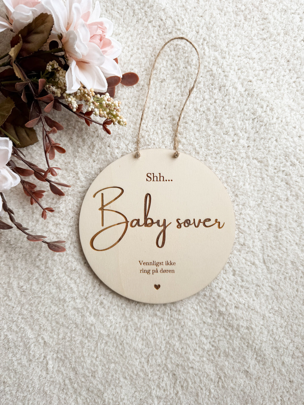 "Baby sover"-skilt