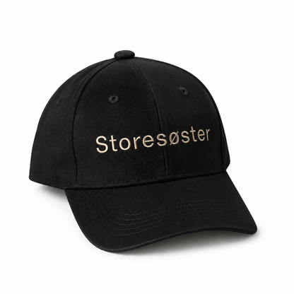 Barnecaps med teksten “Storebror"/"Storesøster”